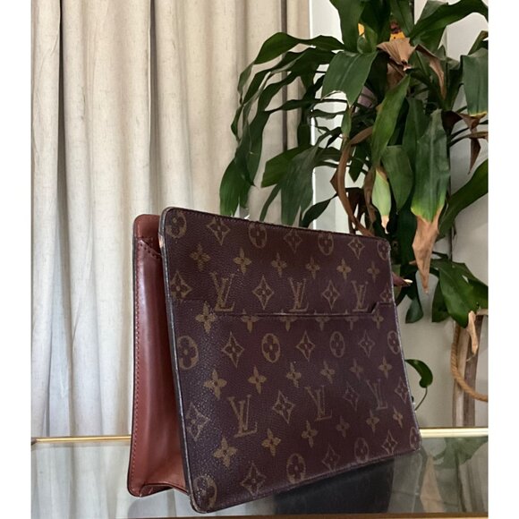 AUTHENTIC LOUIS VUITTON MONOGRAM POCHETTE HOMME CLUTCH - Picture 5 of 7
